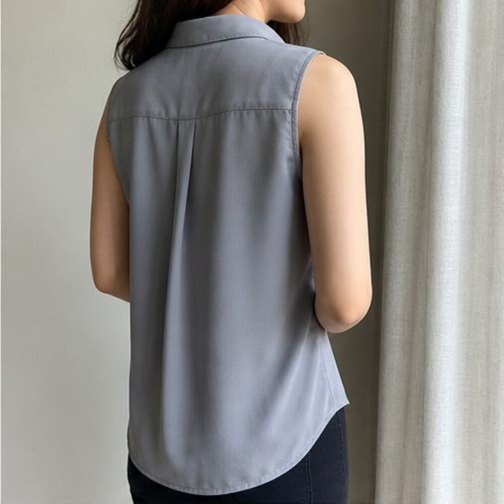 Gray Button Blouse - Picture 3 of 6